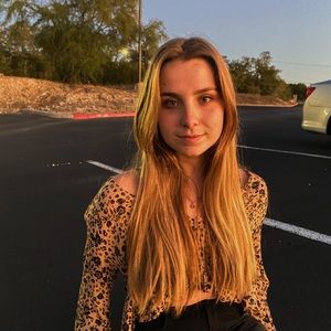 Meet your Posher, Alli